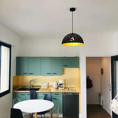 Apartament Bord De *